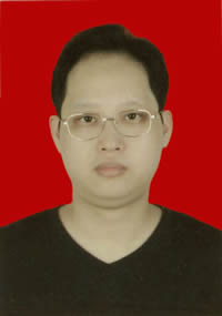 陈阳.jpg